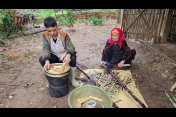 Orphan Boy - When it rains, he has to cut sugar cane and steam sugar cane to sell to make a living